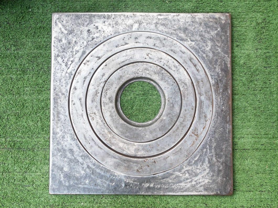 Plancha de hierro con aros para fogón